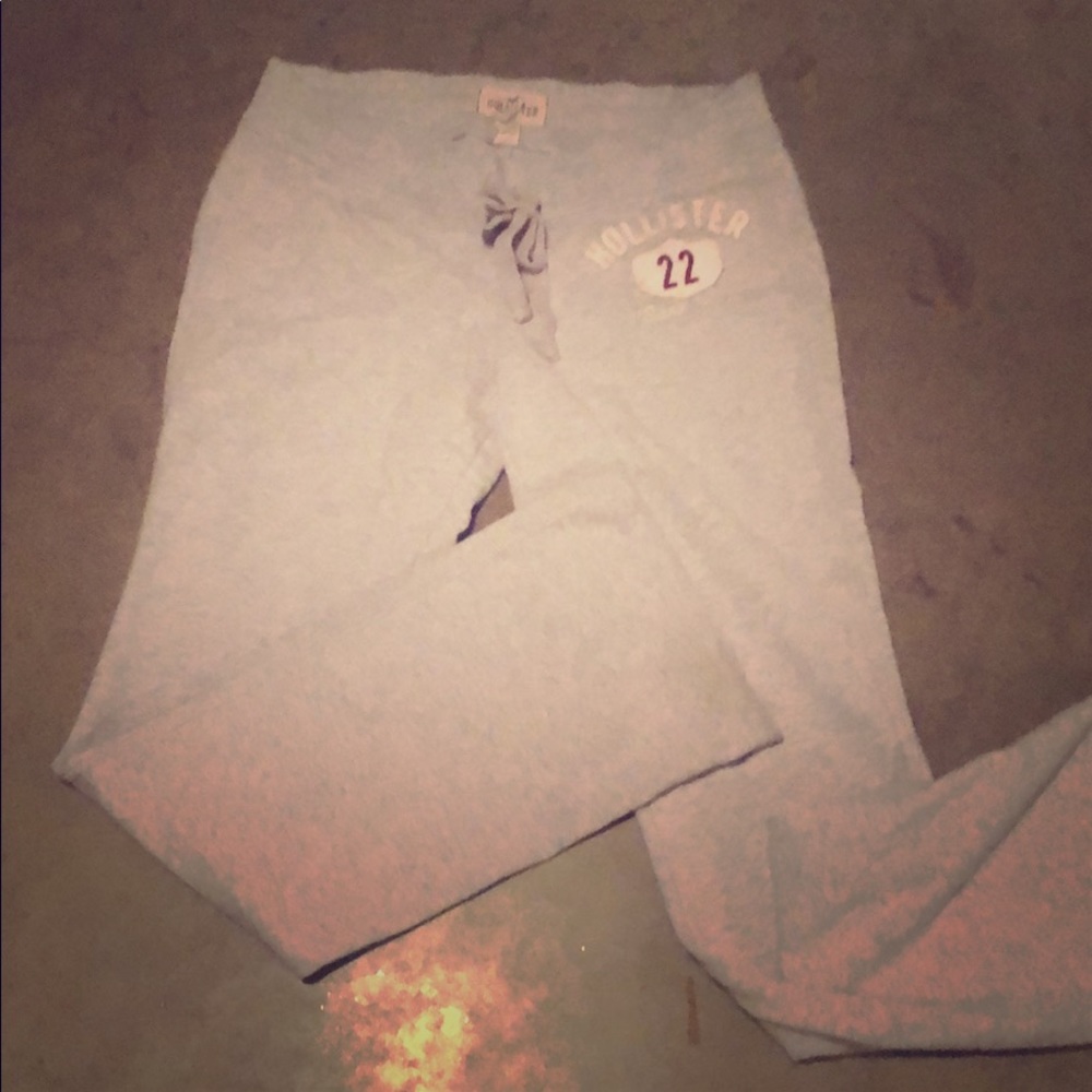 Hollister sweats